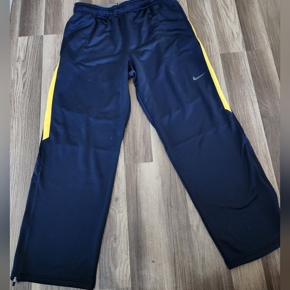 Nike Active Pants Size Large. Nike Logo Zipped Blue & Yellow - Picture 1 of 4